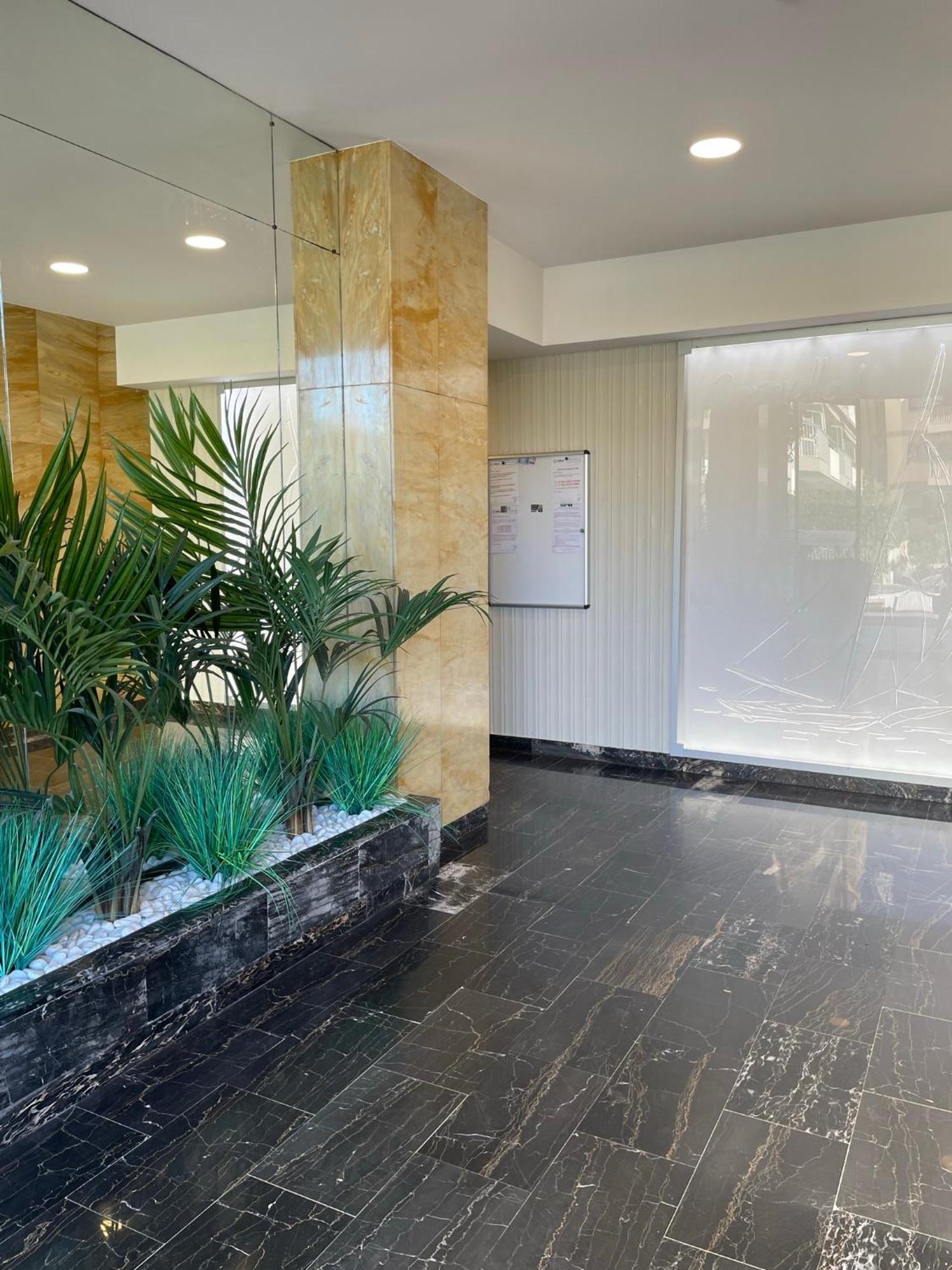 Front De Mer,Plage, Piscine, Parking Cagnes-sur-Mer Eksteriør billede