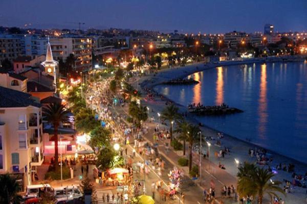 Front De Mer,Plage, Piscine, Parking Cagnes-sur-Mer Eksteriør billede